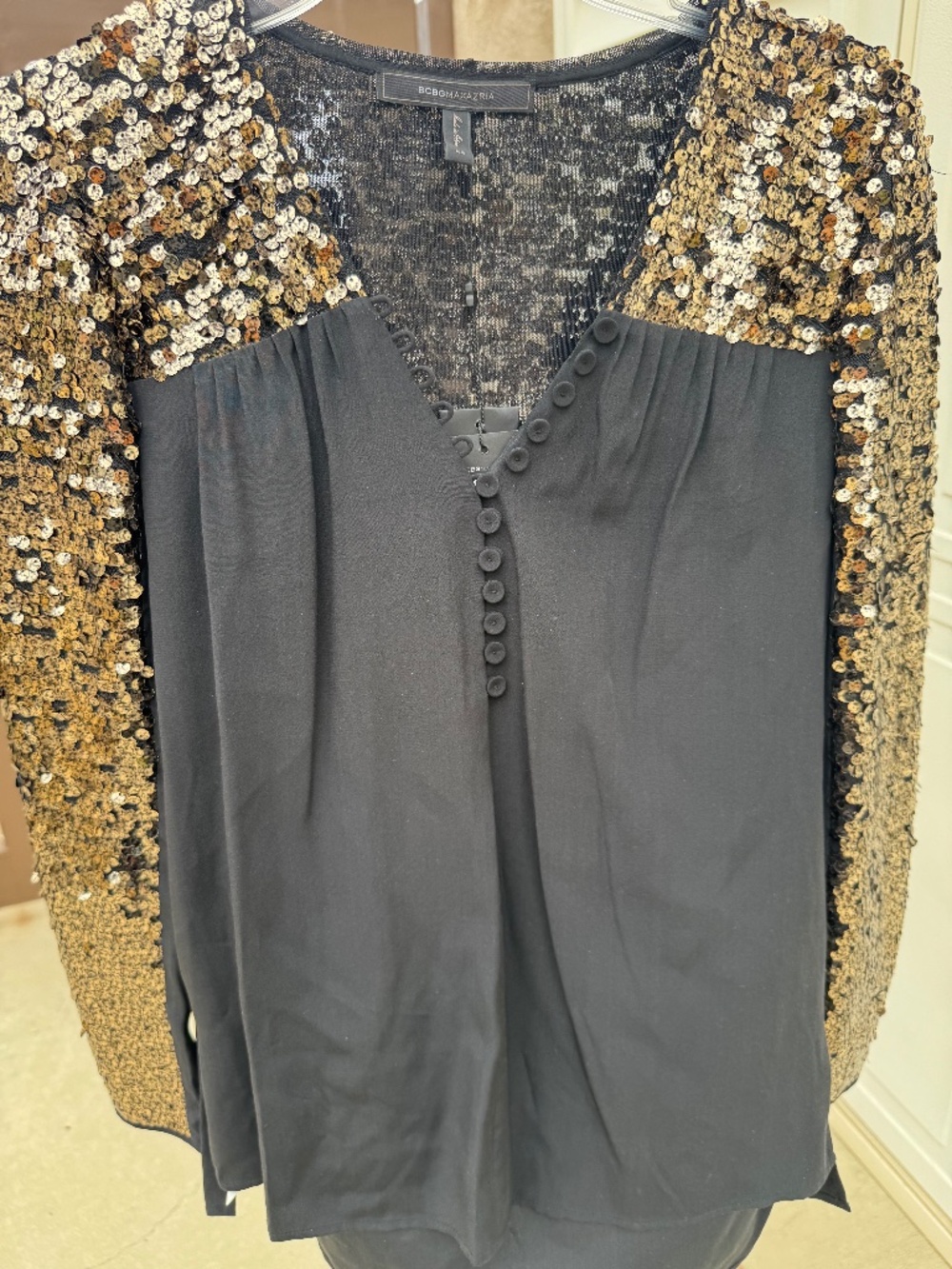 New BCBG Maxazria silk long sleeves shirt with gold sequins